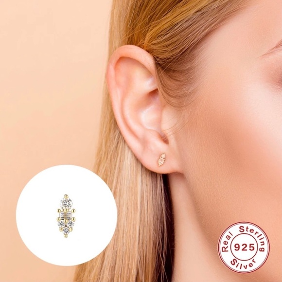 Jewelry - Geo Deco Cluster Clear Crystal CZ 18k Gold Plated S925 Pierced Earrings 1pc